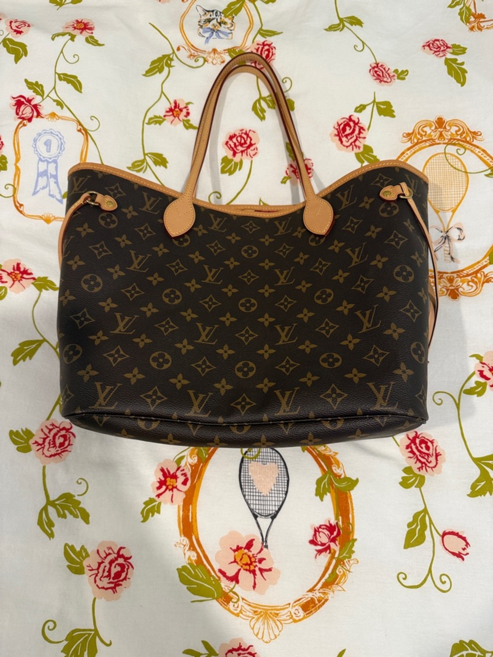 Louis Vuitton Monogram Neverfull MM - Picture 4 of 13